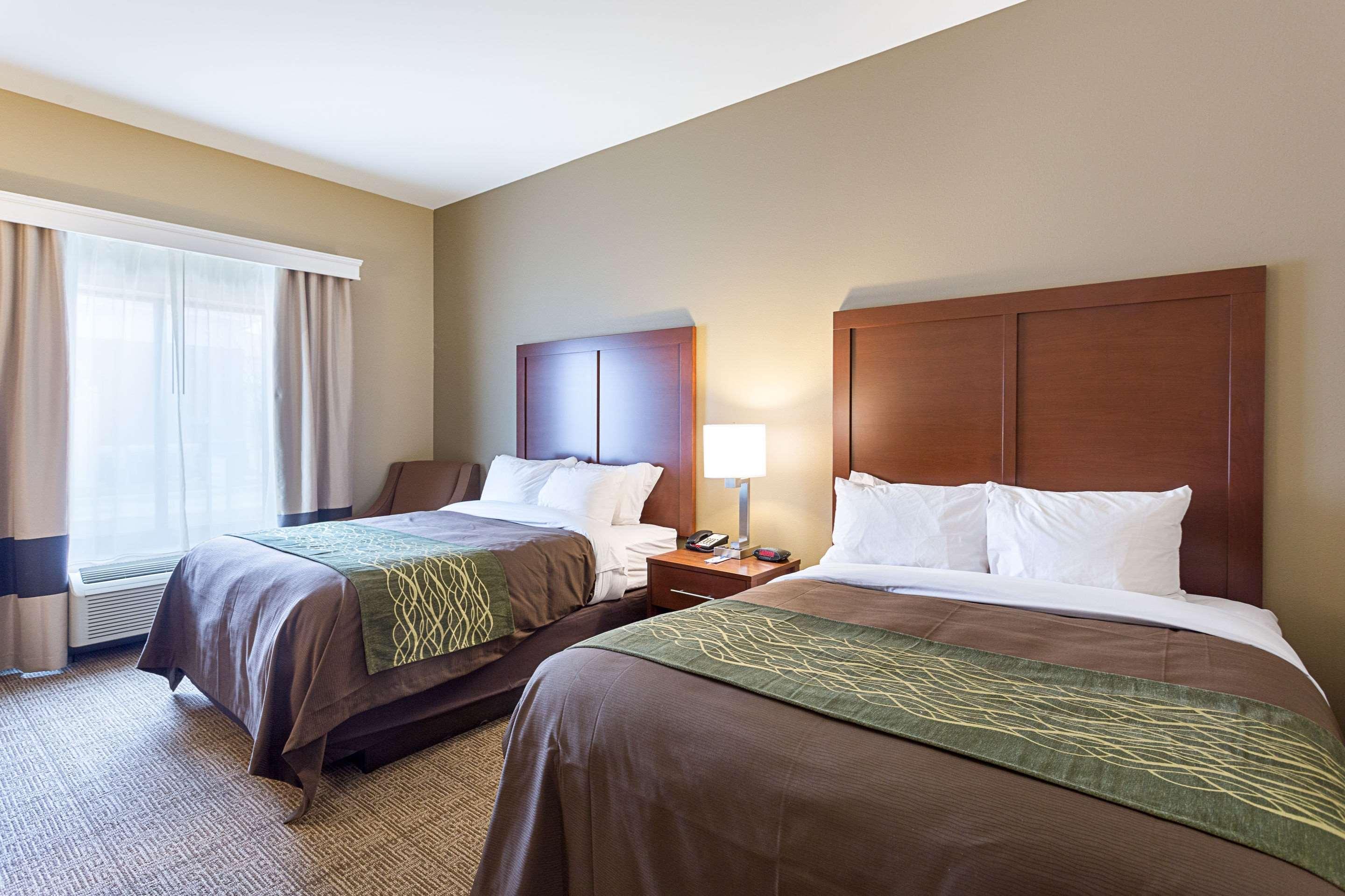 Comfort Inn & Suites Закарі Екстер'єр фото