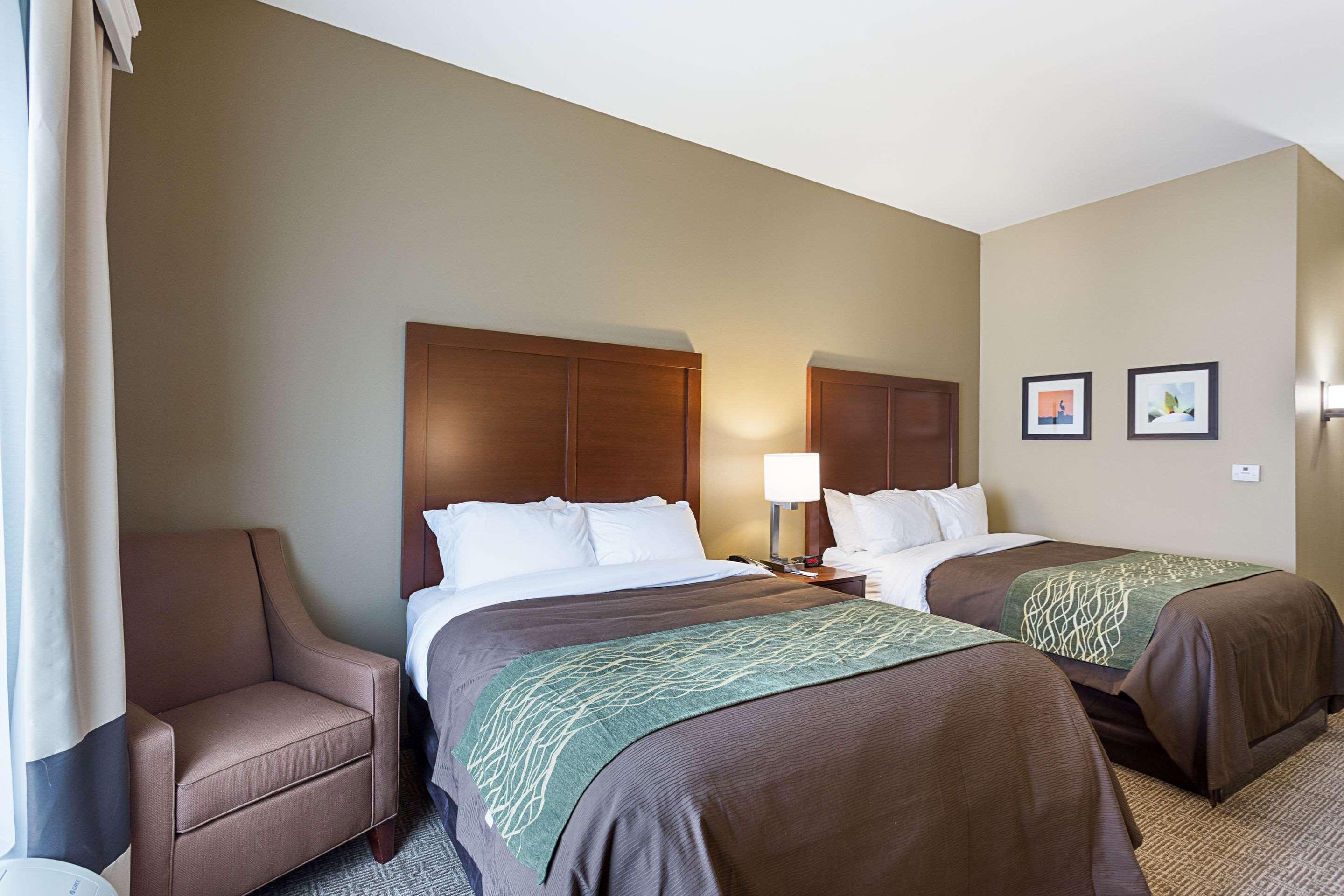 Comfort Inn & Suites Закарі Екстер'єр фото