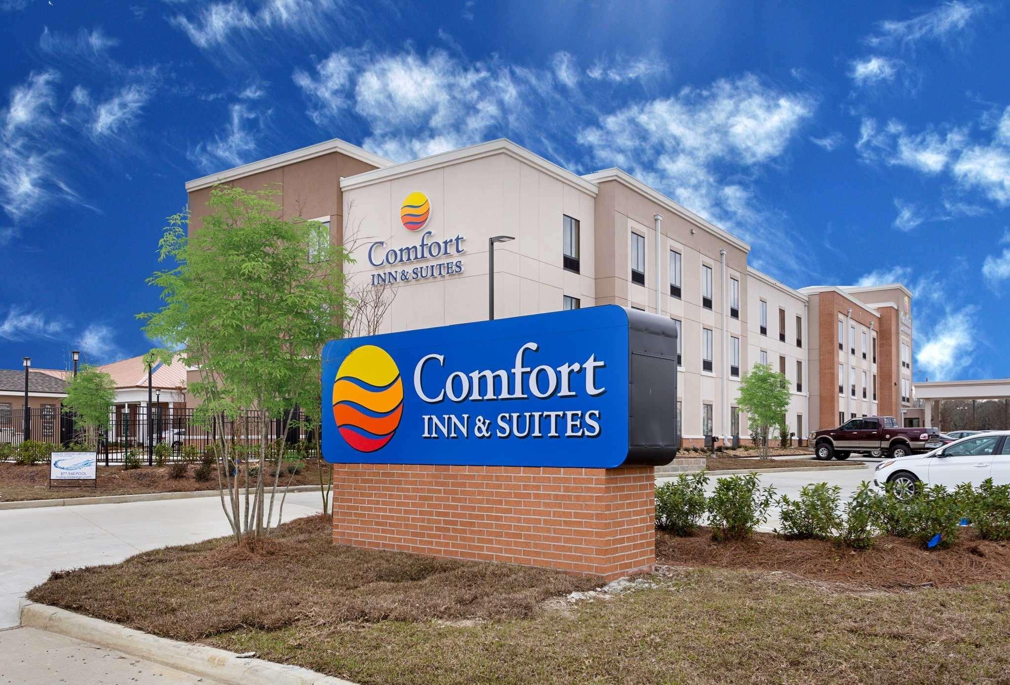 Comfort Inn & Suites Закарі Екстер'єр фото