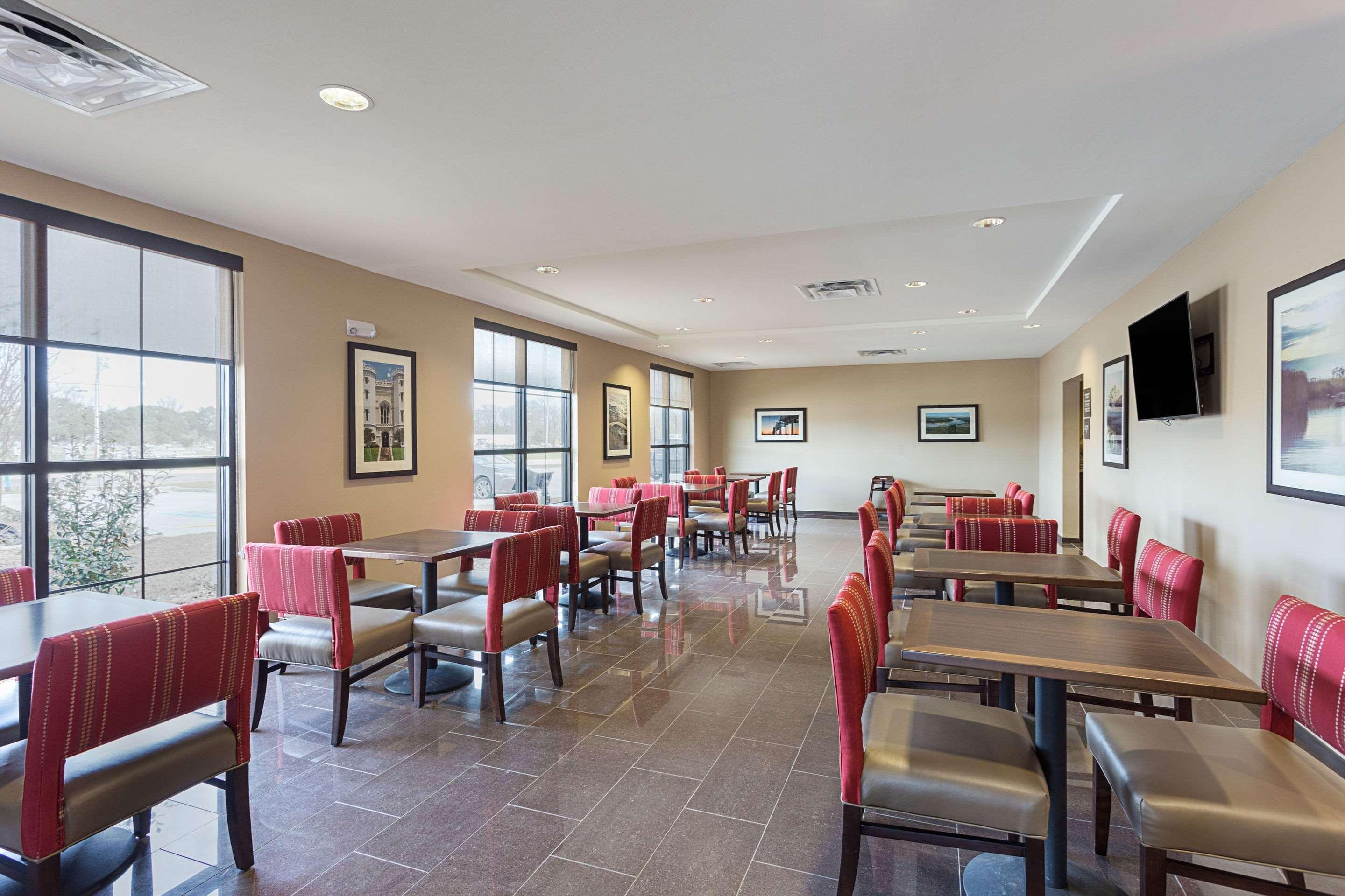 Comfort Inn & Suites Закарі Екстер'єр фото